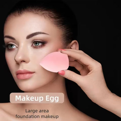 A set of 13 professional makeup brushes out of 33, including accessories, suitable for combination skin