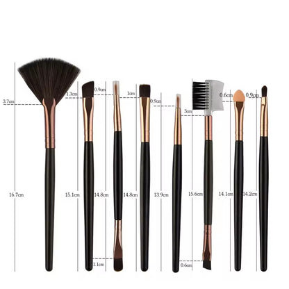 Makeup brush tool set, including foundation brush, blush brush, etc